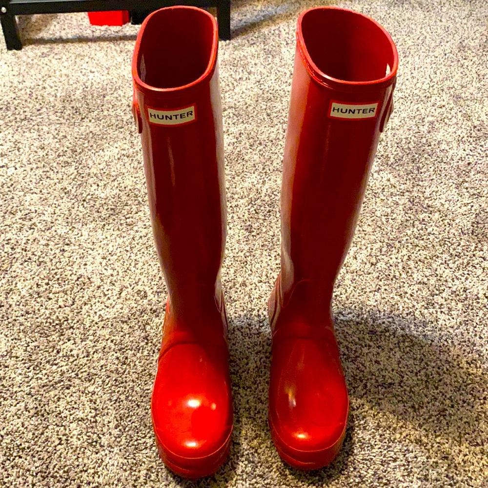 Red Hunter Rain Boots Tall with Socks 8